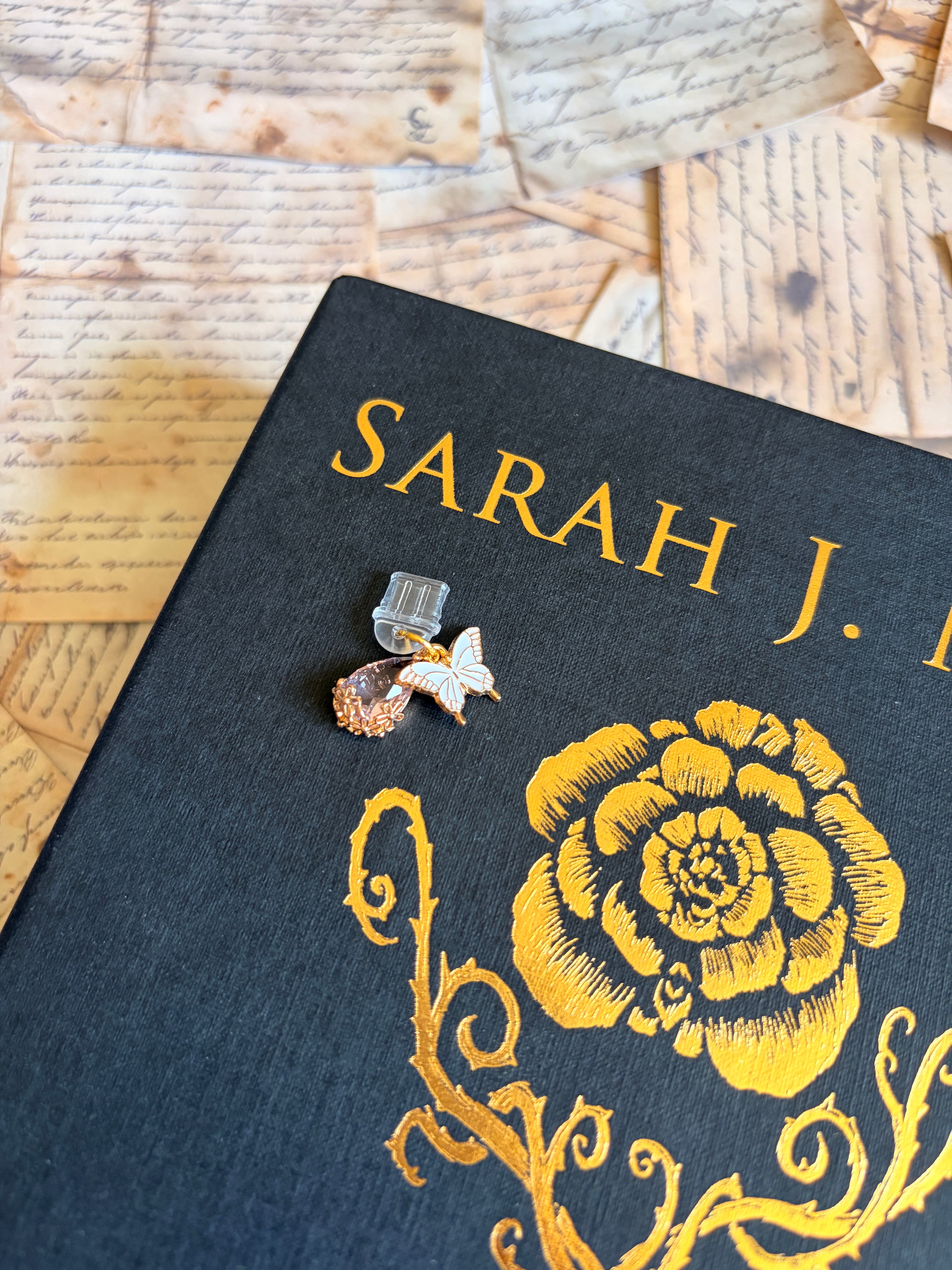 Dawn Court Inspired Kindle Charm - ACOTAR