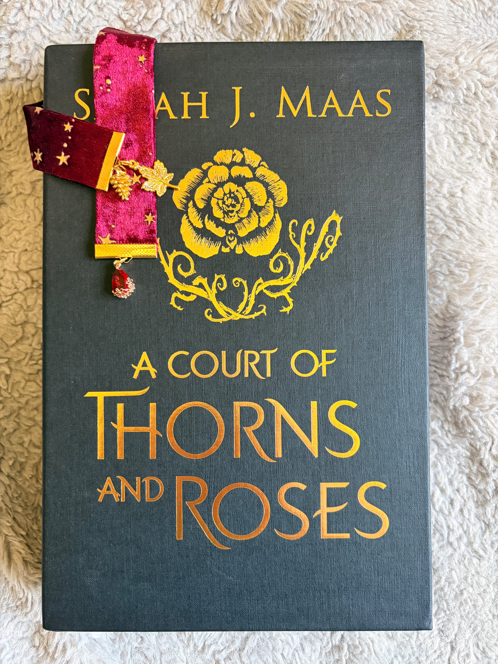 ACOTAR Autumn Court Velvet Bookmark